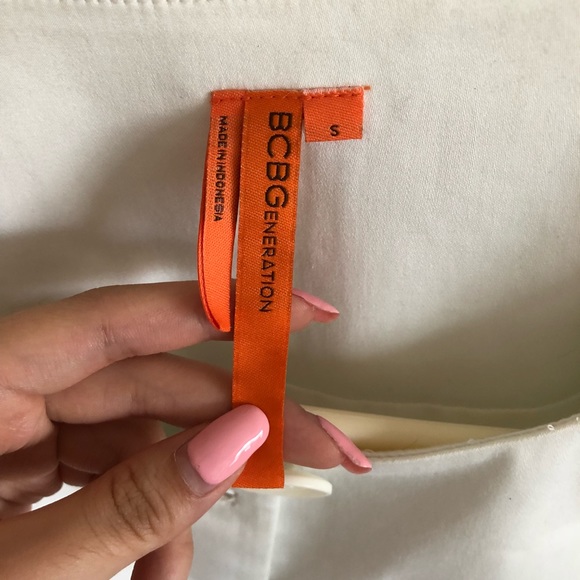 BCBG White Vanilla Blouse - Picture 2 of 4